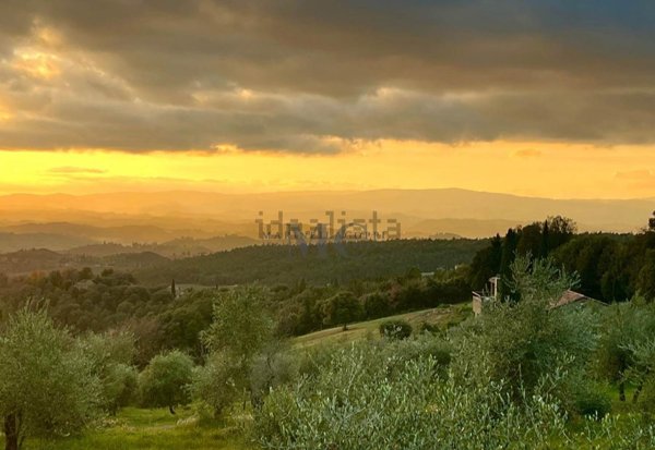 casale in vendita a Castellina in Chianti