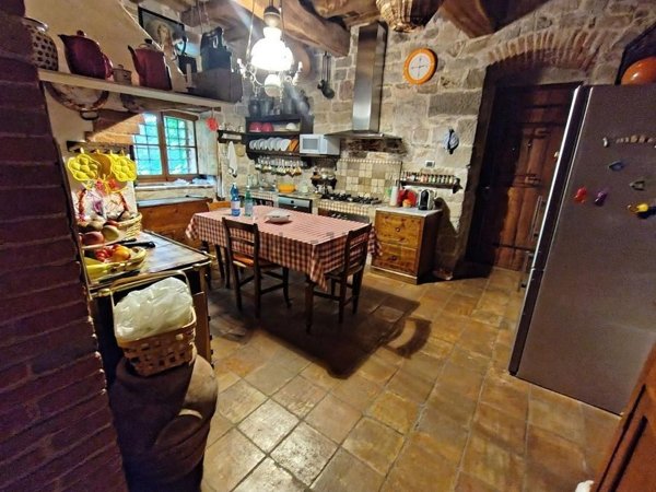 casa indipendente in vendita a Castellina in Chianti