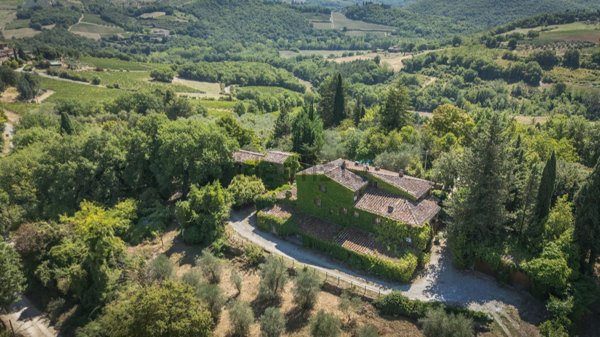 casale in vendita a Castellina in Chianti in zona Piazza
