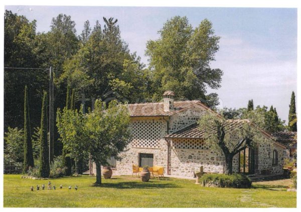 casa indipendente in vendita a Castellina in Chianti in zona Piazza
