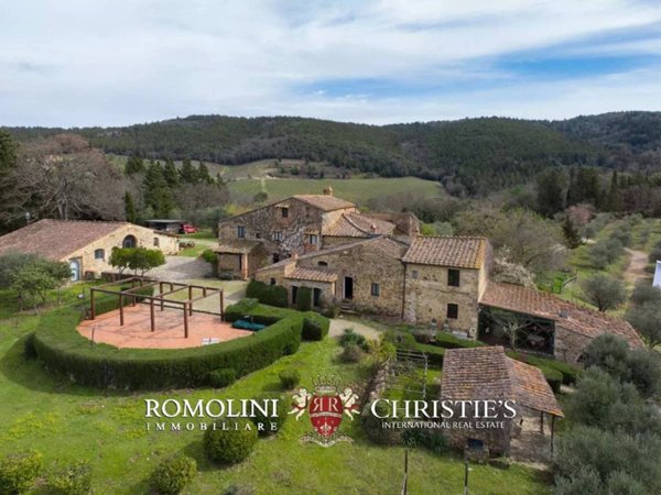 casa indipendente in vendita a Castellina in Chianti in zona Croce Fiorentina