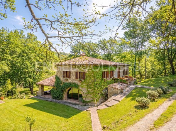casa indipendente in vendita a Castellina in Chianti