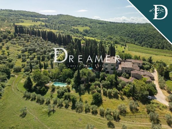 villa in vendita a Castellina in Chianti in zona Piazza
