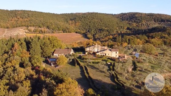 casa indipendente in vendita a Castellina in Chianti in zona Piazza