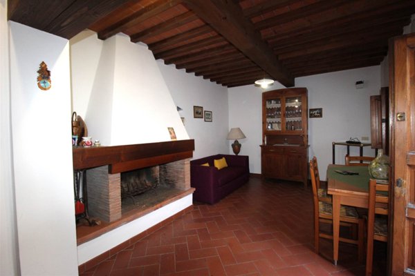 appartamento in vendita a Castellina in Chianti in zona Piazza