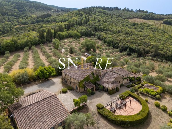 casale in vendita a Castellina in Chianti