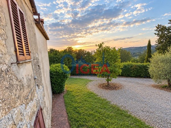appartamento in vendita a Castellina in Chianti in zona Croce Fiorentina