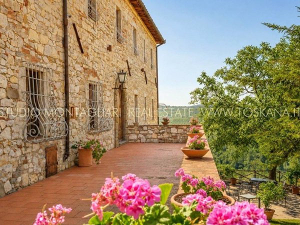 casa indipendente in vendita a Castellina in Chianti in zona Croce Fiorentina