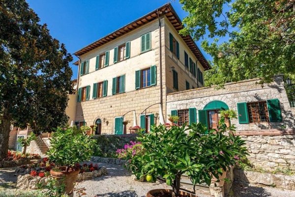 casa indipendente in vendita a Castellina in Chianti in zona Piazza