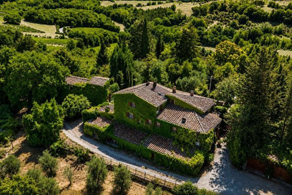 casa indipendente in vendita a Castellina in Chianti in zona Piazza