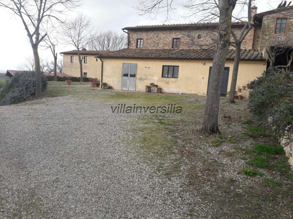 appartamento in vendita a Castellina in Chianti in zona Piazza