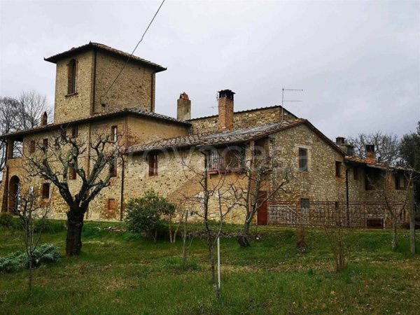 villa in vendita a Castelnuovo Berardenga
