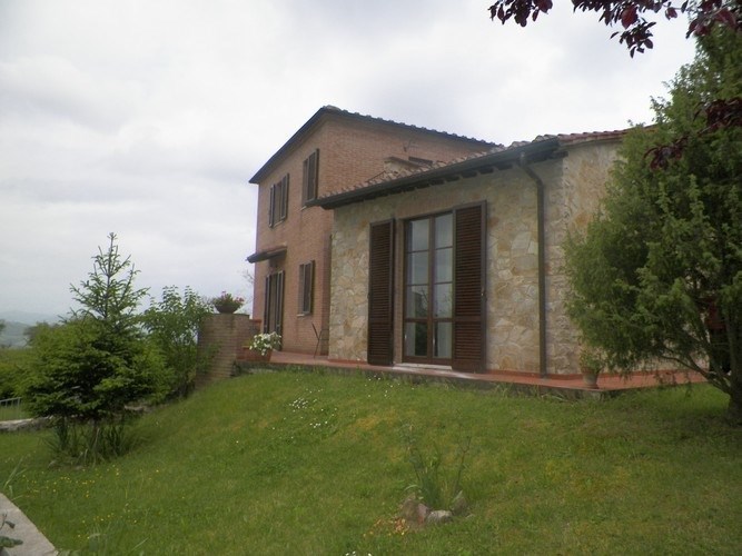 casa indipendente in vendita a Castelnuovo Berardenga in zona Pievasciata