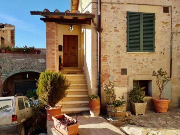 appartamento in vendita a Castelnuovo Berardenga in zona Casetta