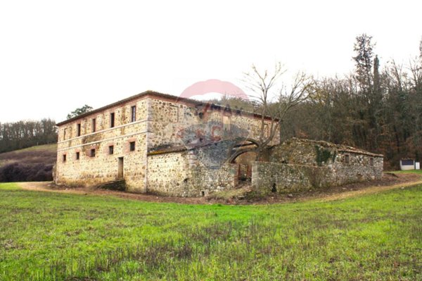 casa indipendente in vendita a Castelnuovo Berardenga