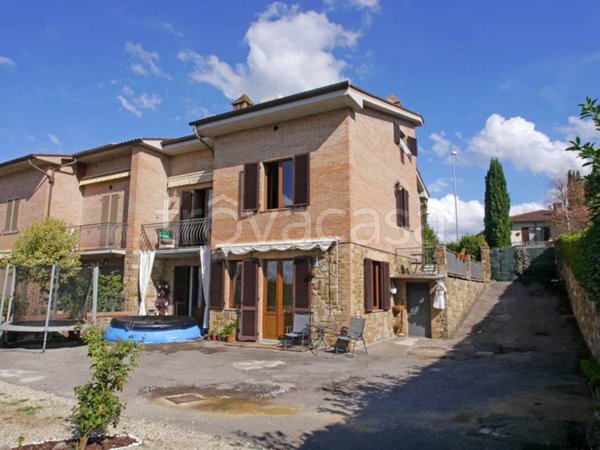 casa indipendente in vendita a Castelnuovo Berardenga