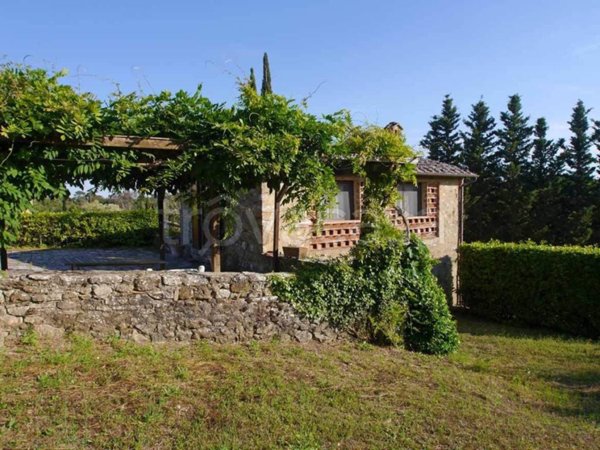 casa indipendente in vendita a Castelnuovo Berardenga