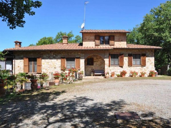 casa indipendente in vendita a Castelnuovo Berardenga