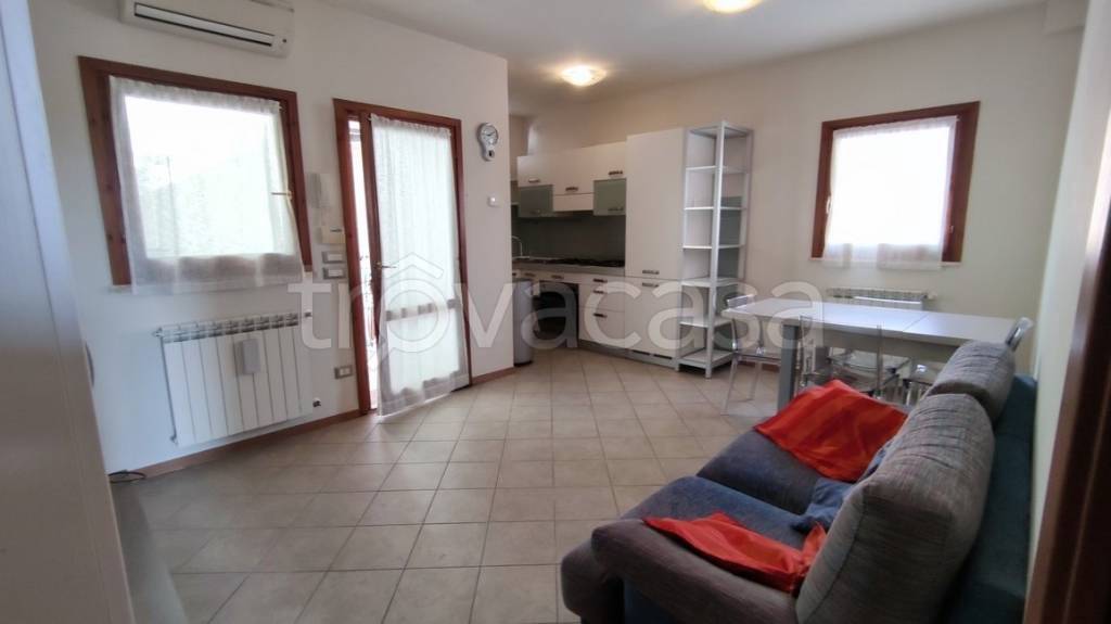 appartamento in vendita a Castelnuovo Berardenga in zona Quercegrossa