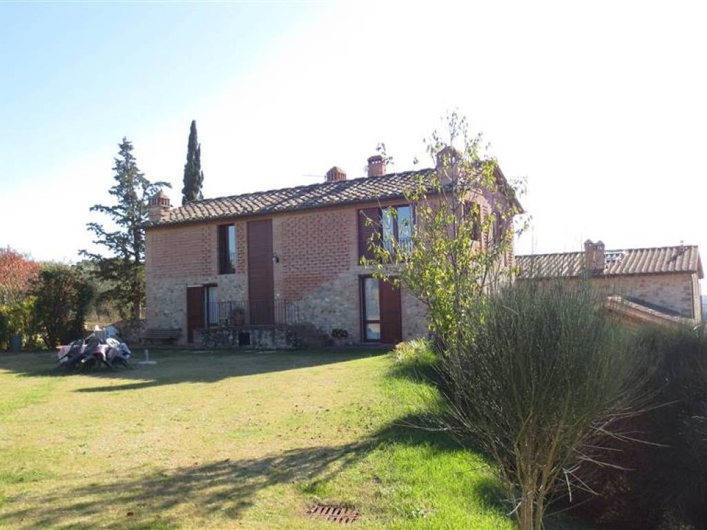 casa indipendente a Castelnuovo Berardenga in zona San Giovanni a Cerreto