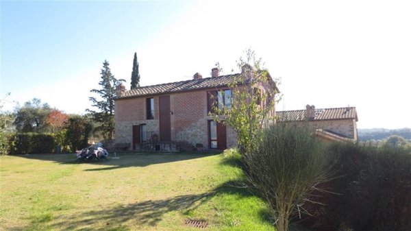 casa indipendente a Castelnuovo Berardenga in zona San Giovanni a Cerreto