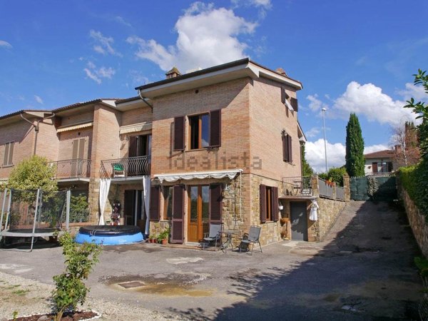 casa indipendente in vendita a Castelnuovo Berardenga