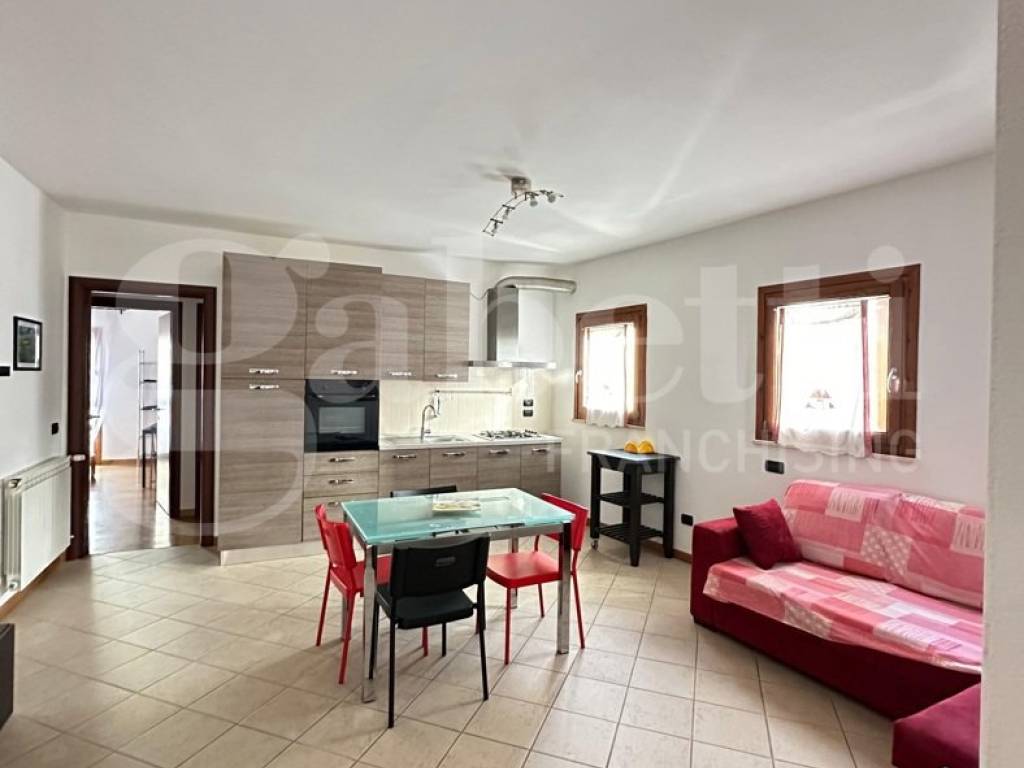 appartamento in vendita a Castelnuovo Berardenga in zona Quercegrossa