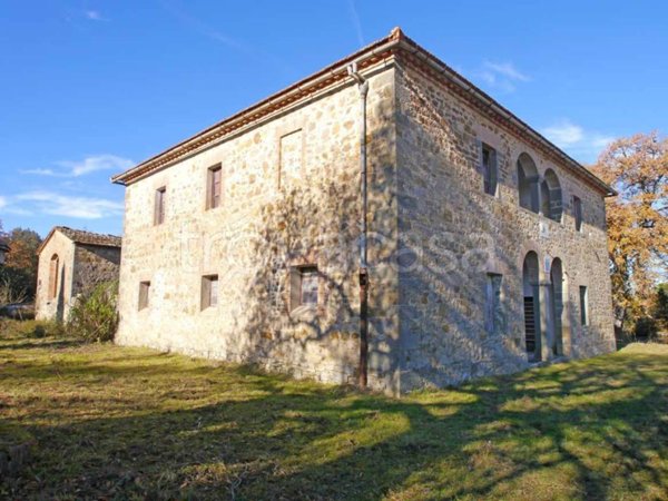 casa indipendente in vendita a Castelnuovo Berardenga in zona Pievasciata