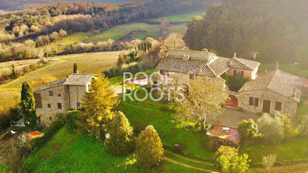 villa in vendita a Castelnuovo Berardenga