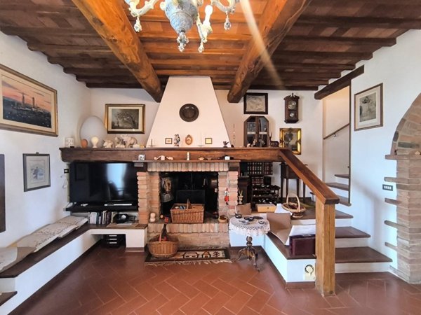 casa indipendente in vendita a Castelnuovo Berardenga in zona Bossi
