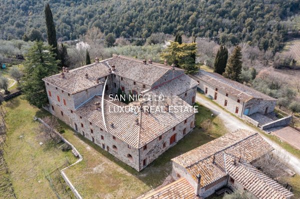 casa indipendente in vendita a Castelnuovo Berardenga