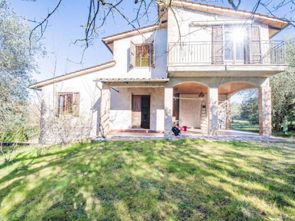 casa indipendente in vendita a Castelnuovo Berardenga