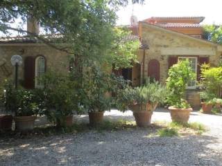 casa indipendente a Castelnuovo Berardenga in zona Santa Margherita - La Suvera
