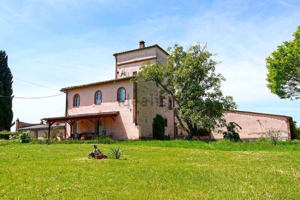 casa indipendente in vendita a Castelnuovo Berardenga