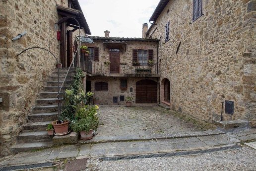 appartamento a Castelnuovo Berardenga in zona Santa Margherita - La Suvera