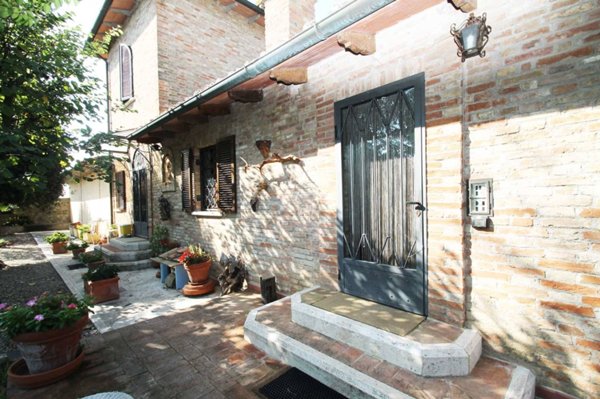 casa indipendente in vendita a Castelnuovo Berardenga in zona Guistrigona