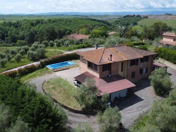 casa indipendente in vendita a Castelnuovo Berardenga in zona Guistrigona