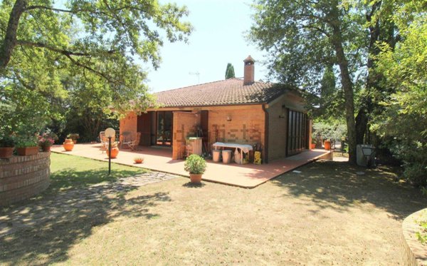 casa indipendente a Castelnuovo Berardenga in zona San Giovanni a Cerreto