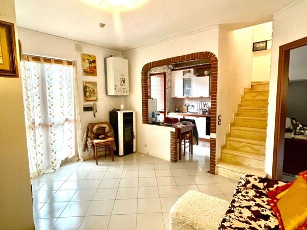 appartamento in vendita a Castelnuovo Berardenga in zona Monteaperti