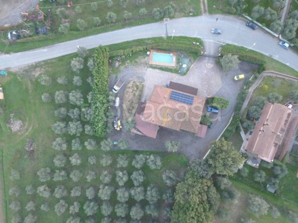 villa in vendita a Castelnuovo Berardenga