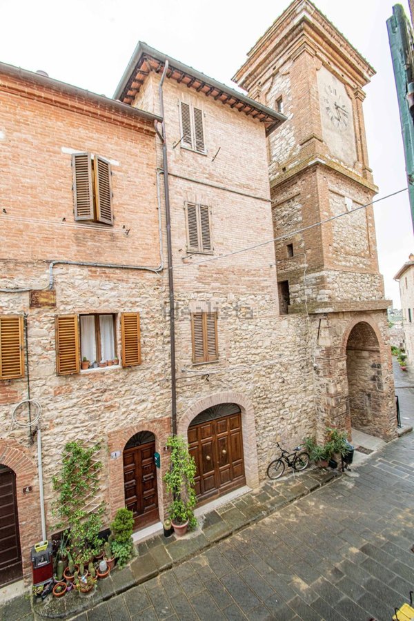 appartamento in vendita a Castelnuovo Berardenga in zona Pacina