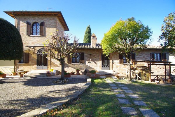 casale in vendita a Castelnuovo Berardenga