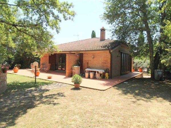 casa indipendente a Castelnuovo Berardenga in zona San Giovanni a Cerreto