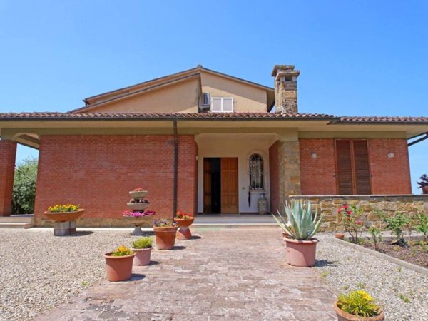 casa indipendente in vendita a Castelnuovo Berardenga