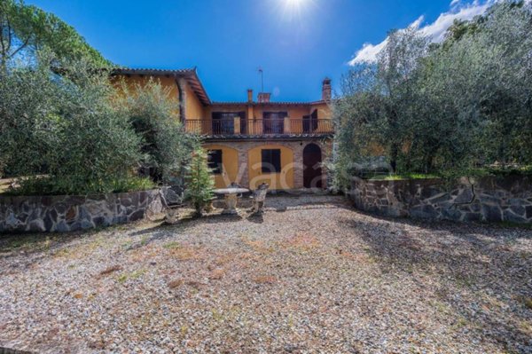 casa indipendente in vendita a Castelnuovo Berardenga in zona San Piero
