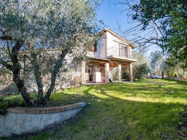 casa indipendente in vendita a Castelnuovo Berardenga