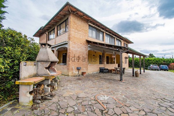 casa indipendente in vendita a Castelnuovo Berardenga