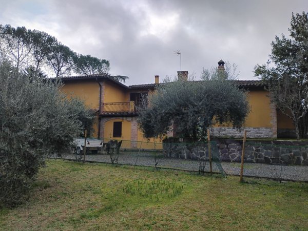 casa indipendente in vendita a Castelnuovo Berardenga