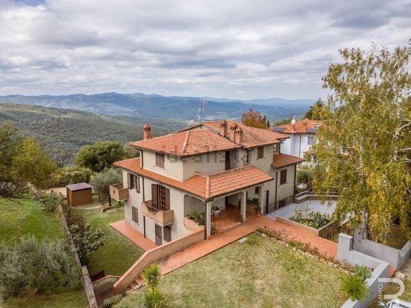 casa indipendente in vendita a Castelnuovo Berardenga