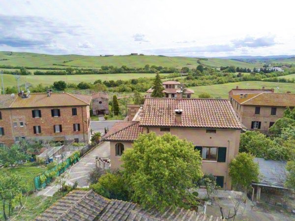 casa indipendente in vendita a Castelnuovo Berardenga